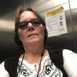 Meet your Posher, Bobbie